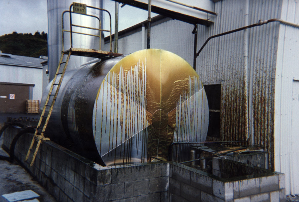 Dunlop raw materials; aromatic oil tanks, and effects of spills