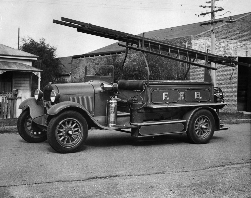 Fire engine : S283-12