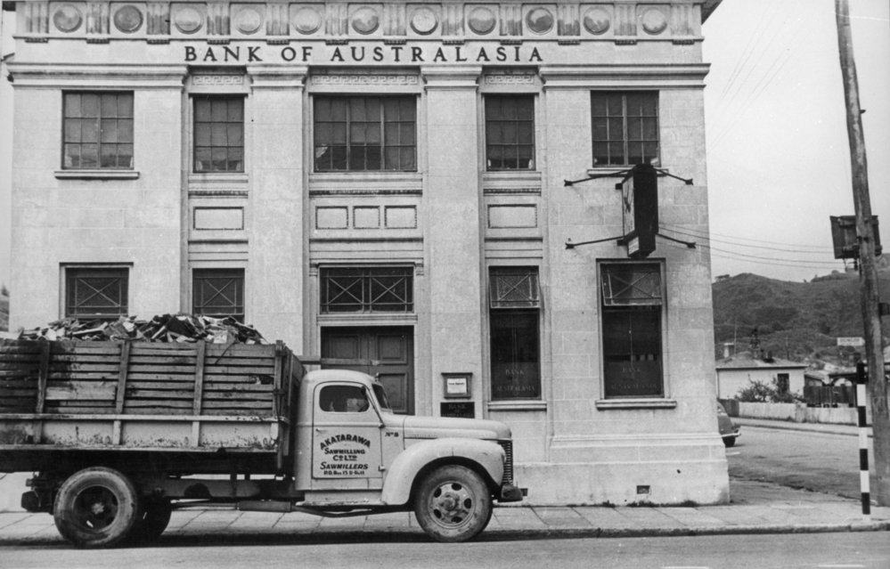 Main St, Upper Hutt, Jan. 1948; south side 12, Bank of Australasia-Station Street