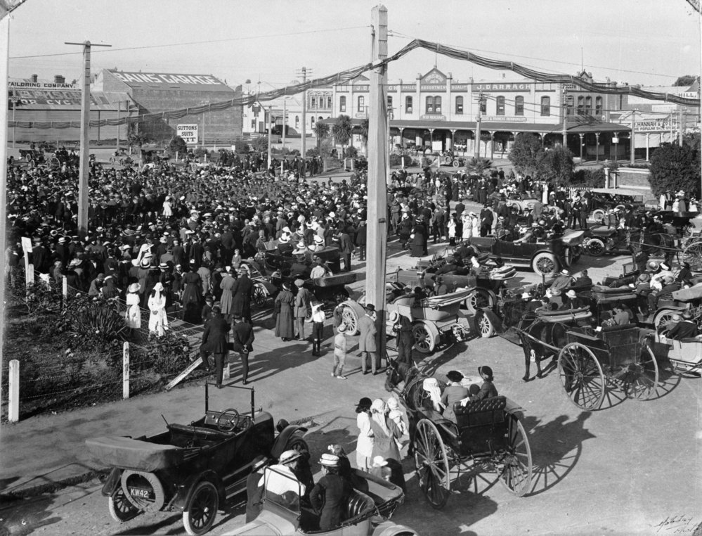 First ANZAC day service - 1916