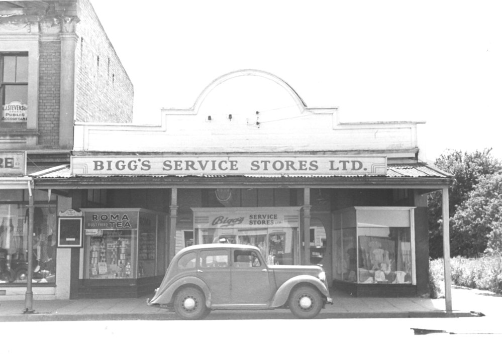 Main St, Upper Hutt, Jan. 1948; north side 11; Anderson- Biggs