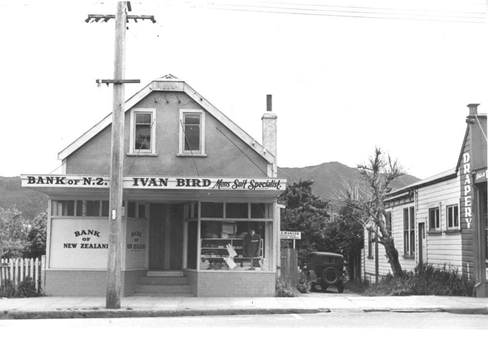 Main St, Upper Hutt, Jan. 1948; north side 22, BNZ-Bird-Duncan