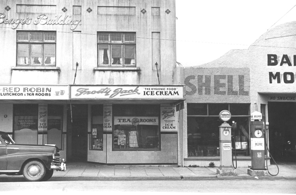 Main St, Upper Hutt, Jan. 1948; south side  6, Benge-Baigent