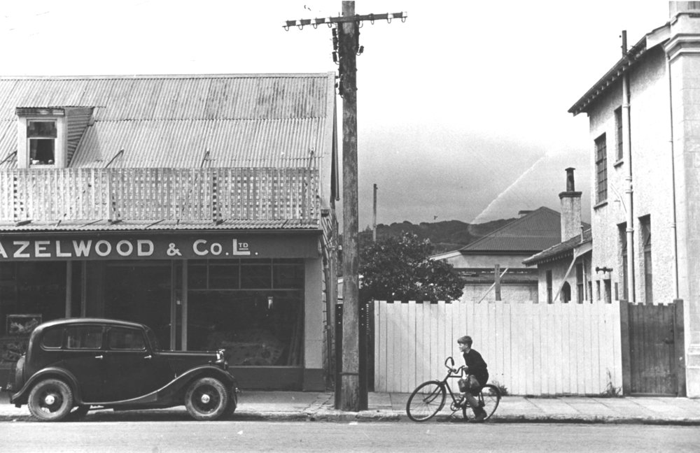 Main St, Upper Hutt, Jan. 1948; south side 11, Hazelwoods-Bank of Australasia