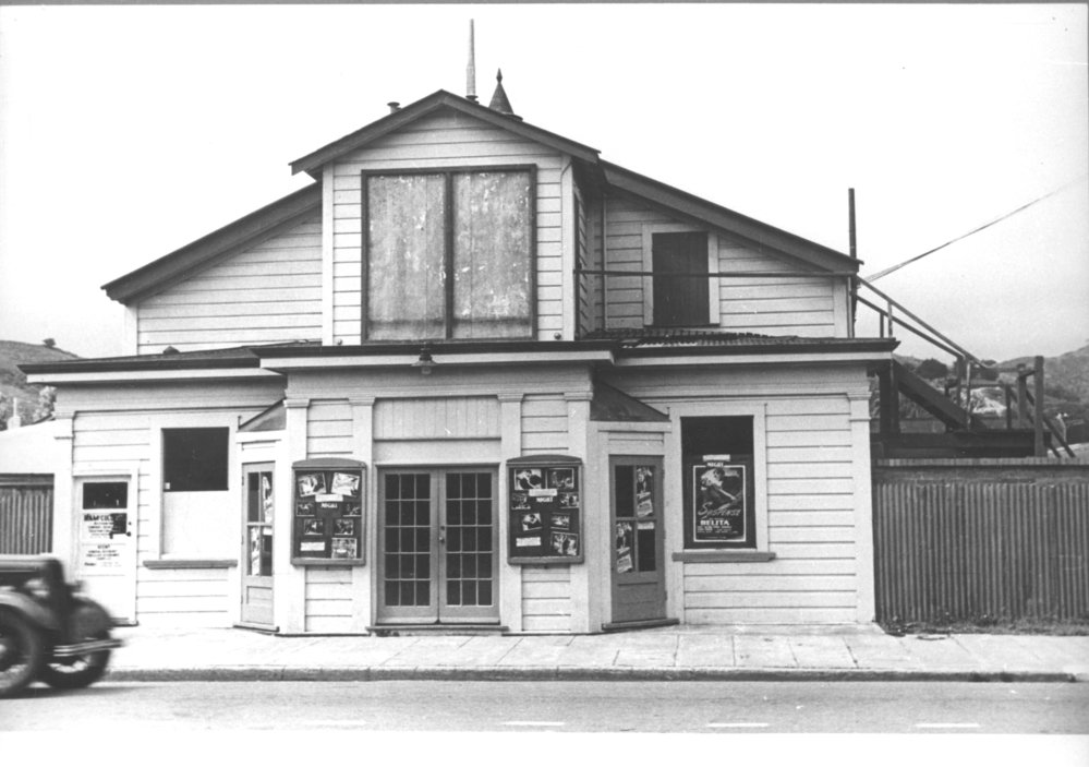 Main St, Upper Hutt, Jan. 1948; south side 16, Mayfair Theatre
