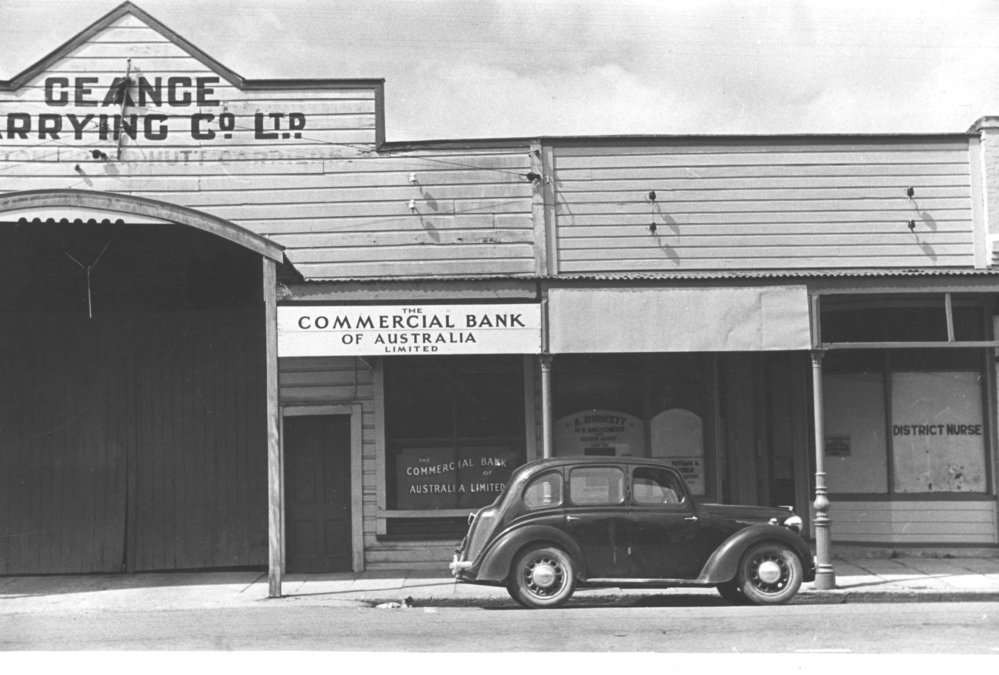 Main St, Upper Hutt, Jan. 1948; south side 18, Geange-District Nurse