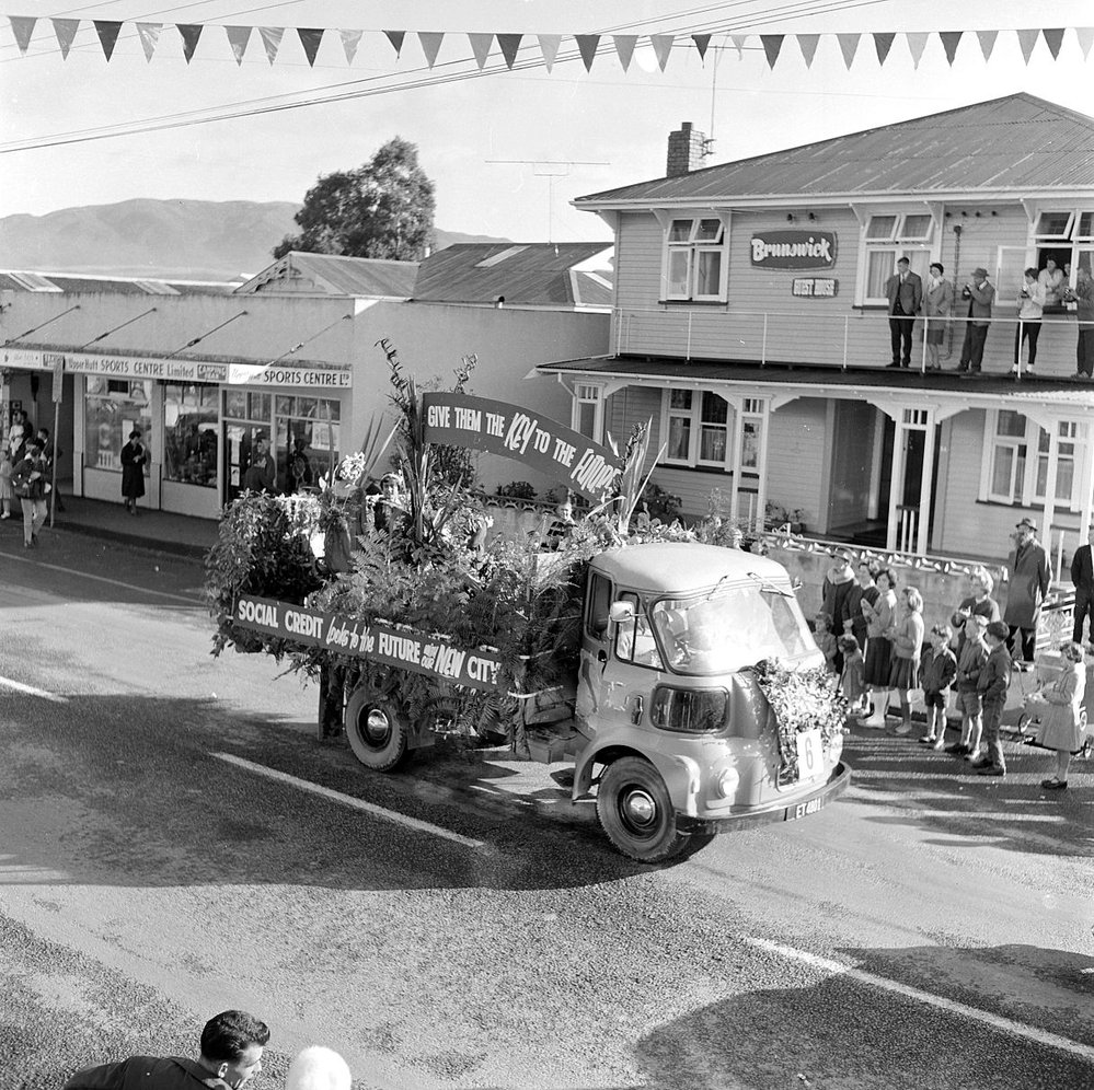 City Status procession No.6; the Social Credit Political League