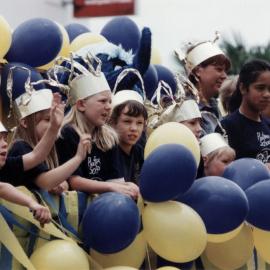 Christmas parade 1999; the crowd
