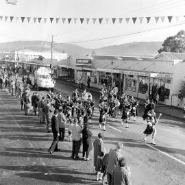 City Status procession No. 20; Pipe band, Red Cross