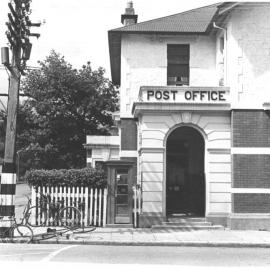 Main St, Upper Hutt, Jan. 1948; south side 14, Station Street-Post Office