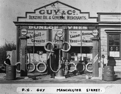 Guy and Company Garage, Feilding